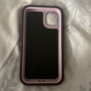 Apple iPhone 11 Otter Box
